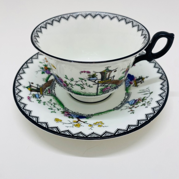Vintage Adderleys Bone China Tea Cup and Saucer - Picture 2 of 6